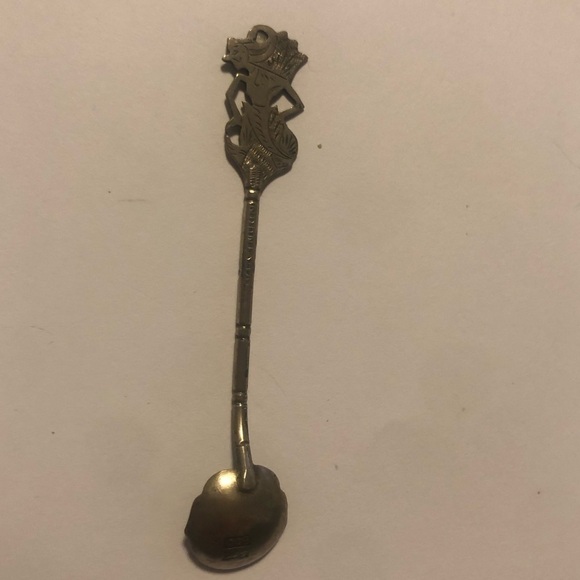 VTG 800 Silver Indonesian Yogya Salt Spoon with Wayang Figure Handle 3” - Picture 2 of 4